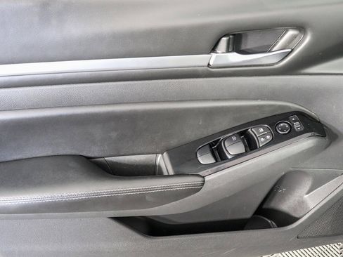 Used 2023 Nissan Altima 2.5 SV image 20