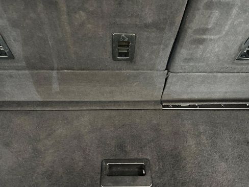 Used 2020 Ford Expedition XLT w/ Equipment Group 202A RWD image 26