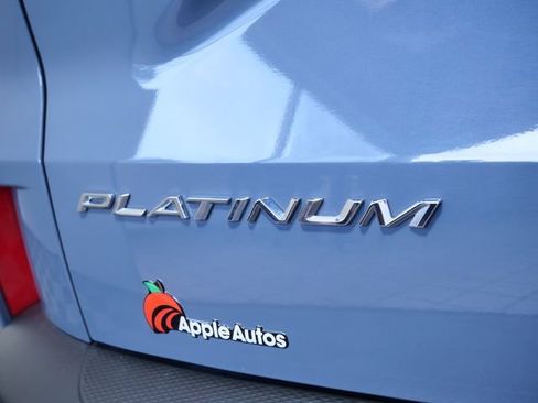 Certified 2024 Ford Escape Platinum AWD/4WD image 9