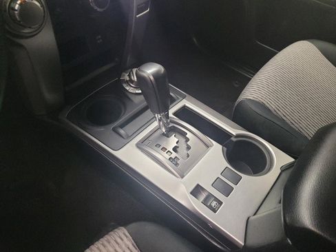 Used 2018 Toyota 4Runner SR5 image 26