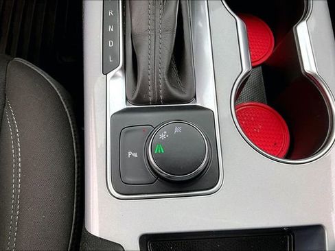 Used 2020 Chevrolet Blazer LT image 24