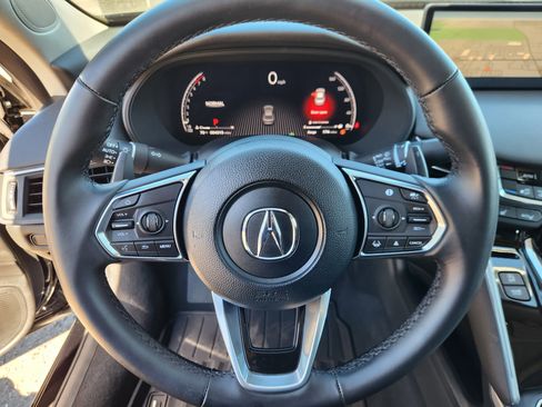 Certified 2025 Acura TLX w/ Technology Package image 9