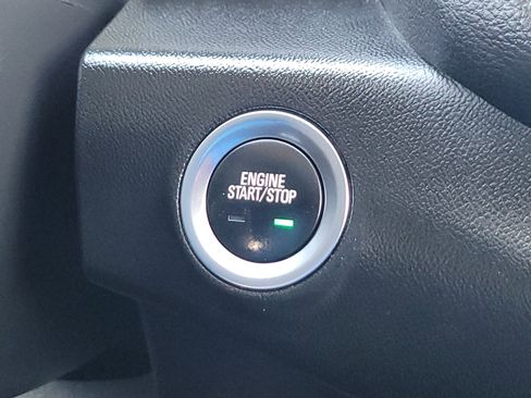 Used 2023 GMC Terrain SLT image 23