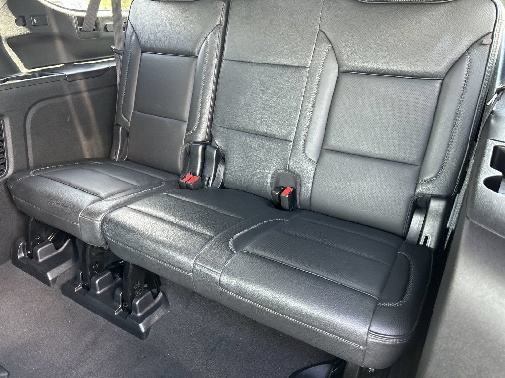 Used 2023 GMC Yukon XL Denali RWD image 36