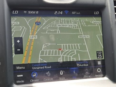 Used 2023 Chrysler 300 S RWD image 4