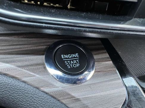 Certified 2022 Ford Explorer Limited w/ Equipment Group 301A image 15