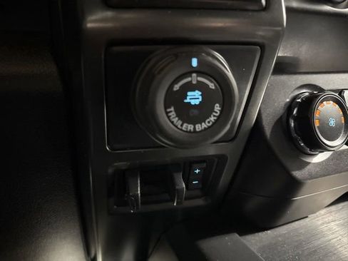 Used 2020 Ford F150 XLT w/ Equipment Group 302A Luxury AWD/4WD image 23
