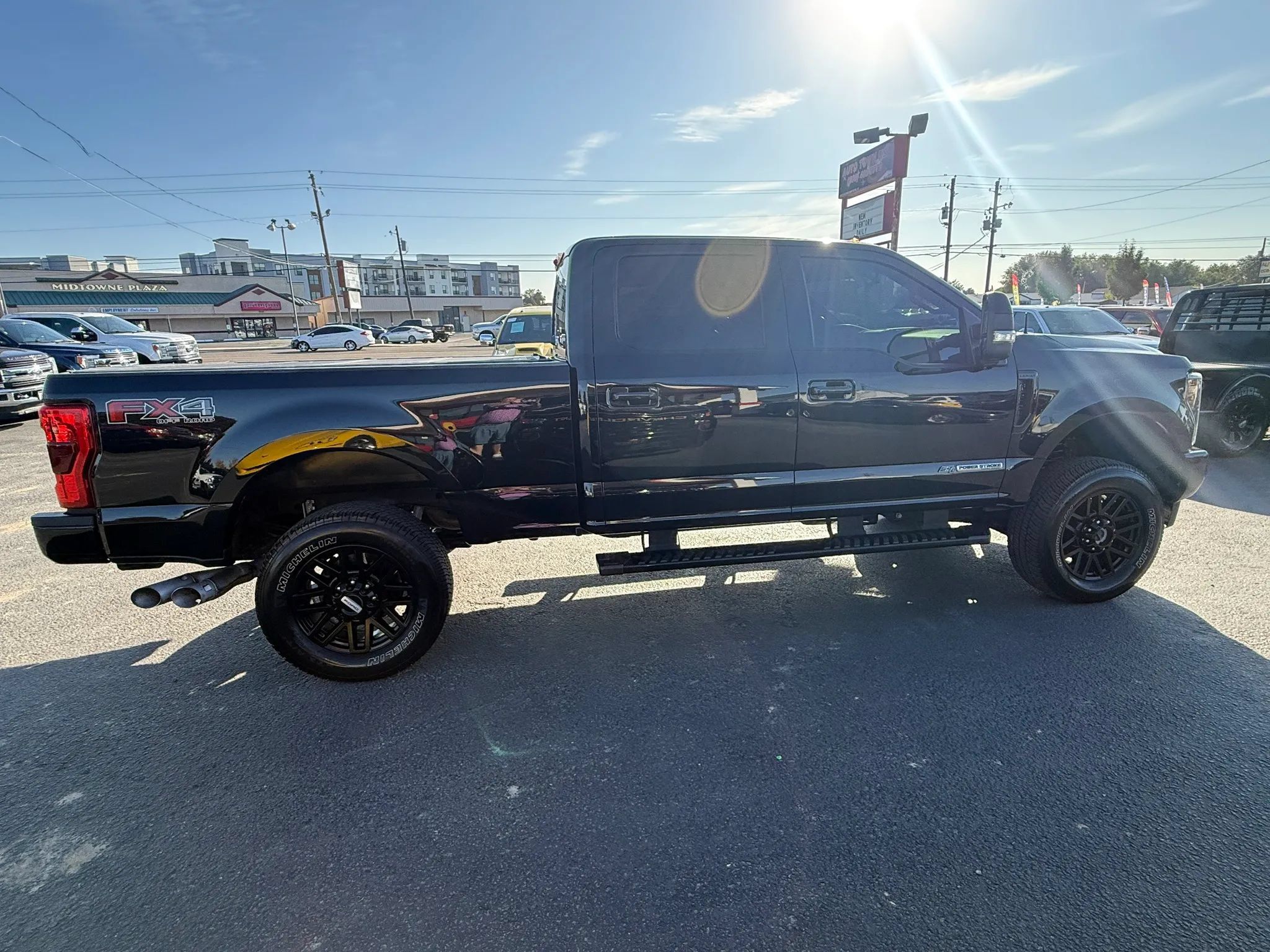 Used 2019 Ford F250 Lariat AWD/4WD image 6