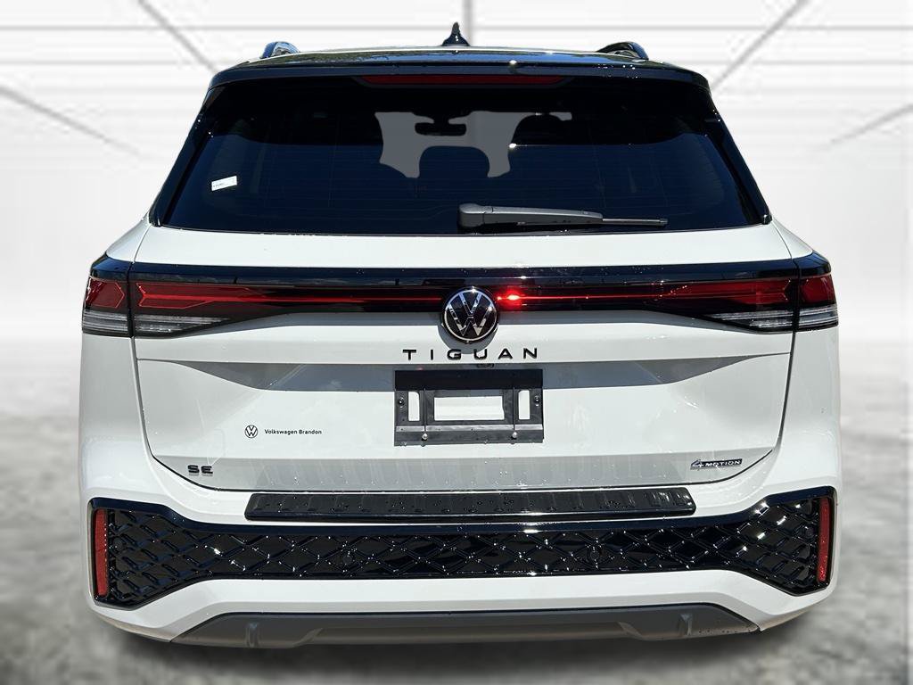 New 2026 Volkswagen Tiguan SE R-Line AWD/4WD image 5