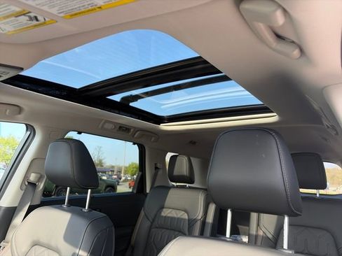New 2026 Nissan Pathfinder Platinum AWD/4WD image 27