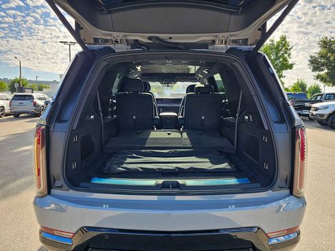 New 2026 Cadillac Escalade IQL Sport 2 image 16