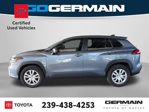 Used 2023 Toyota Corolla Cross L FWD image 3
