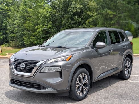 Used 2023 Nissan Rogue SV FWD image 5