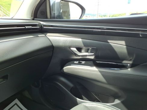 Certified 2024 Hyundai Tucson Limited AWD/4WD image 28