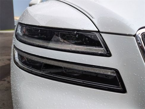Certified 2023 Genesis G80 Base image 10