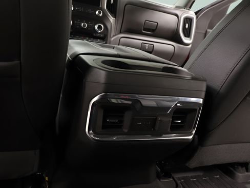 Used 2022 GMC Sierra 2500 Denali AWD/4WD image 27