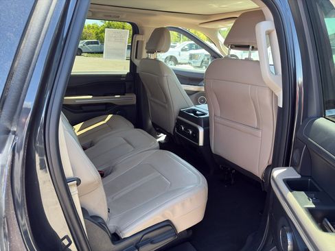 Used 2024 Ford Expedition Max Limited AWD/4WD image 26