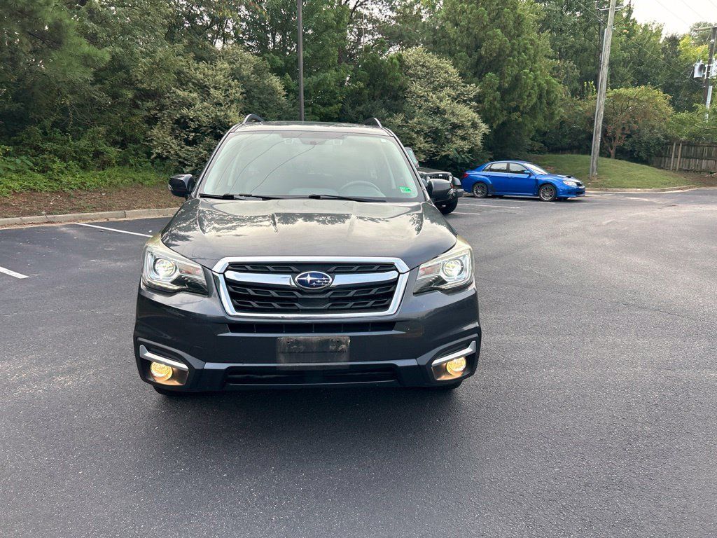 Used 2018 Subaru Forester 2.5i Touring AWD/4WD image 8
