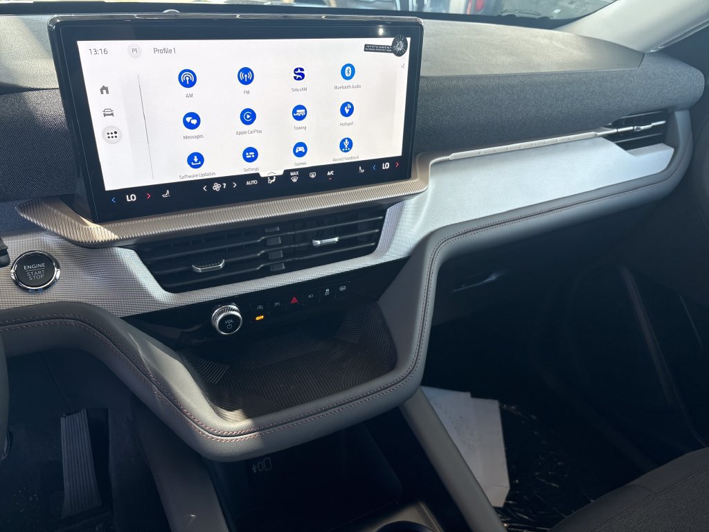 New 2026 Ford Explorer Active AWD/4WD image 15