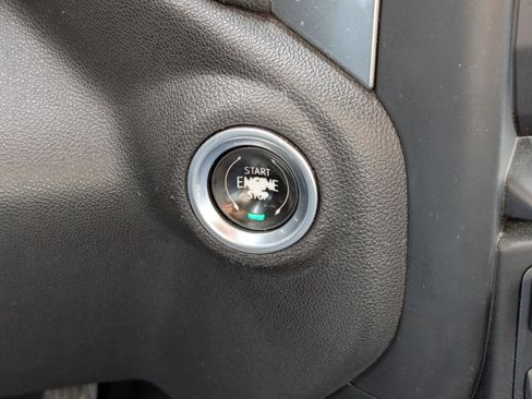 Used 2020 Chevrolet Silverado 1500 RST image 21