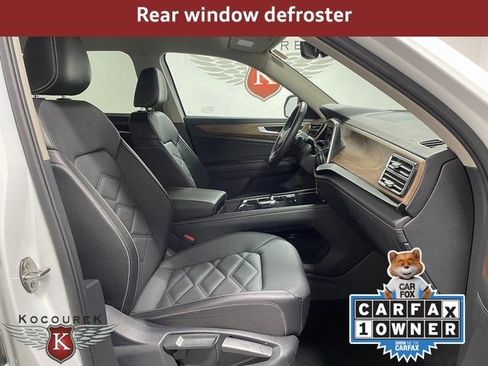 Used 2025 Volkswagen Atlas SE image 23