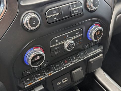 Used 2021 GMC Sierra 1500 AT4 w/ AT4 Value Package image 25