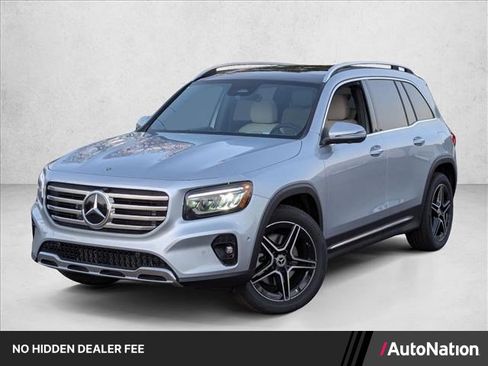 Used 2026 Mercedes-Benz GLB 250 image 1
