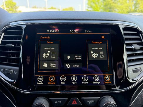 Used 2020 Jeep Grand Cherokee Limited AWD/4WD image 31