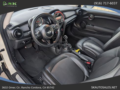 Used 2014 MINI Cooper 2-Door Hardtop FWD image 18