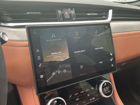 Used 2026 Jaguar F-PACE R-Dynamic S AWD/4WD image 25