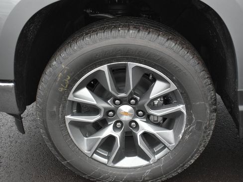 New 2026 Chevrolet Silverado 1500 LT image 11