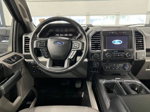 Used 2018 Ford F150 XLT w/ Equipment Group 302A Luxury AWD/4WD image 8