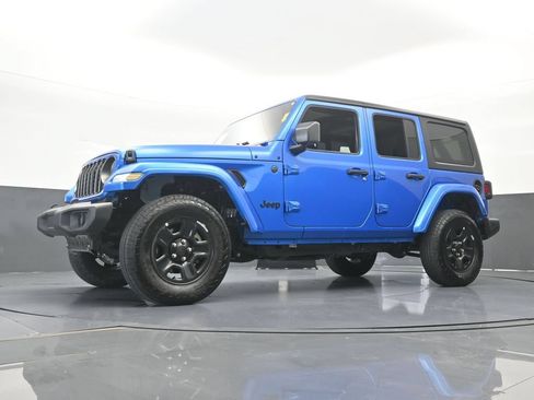 Used 2024 Jeep Wrangler Unlimited Sport AWD/4WD image 50