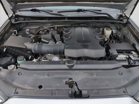 Used 2019 Toyota 4Runner SR5 image 13