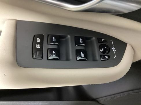 New 2026 Volvo XC90 T8 Plus w/ Protection Package Premier image 19