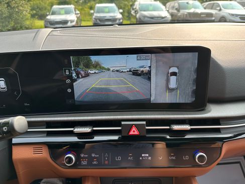 New 2026 Kia Sportage X-Line w/ X-Line Technology Package AWD/4WD image 37