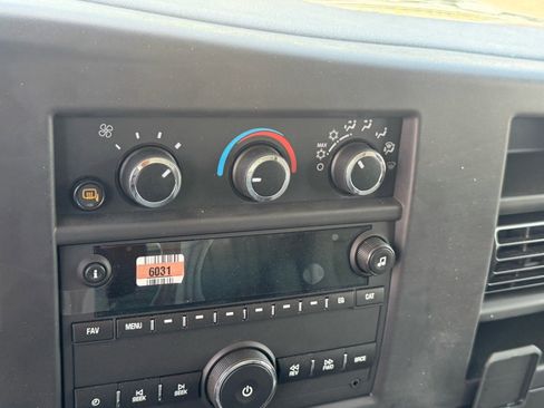 New 2024 Chevrolet Express 3500 w/ Power Convenience Package image 17