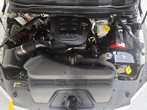 Used 2021 RAM 2500 Big Horn w/ Level 2 Equipment Group AWD/4WD image 28