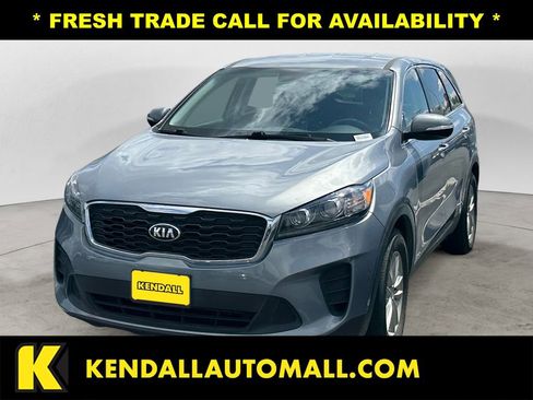 Used 2020 Kia Sorento LX AWD/4WD image 1