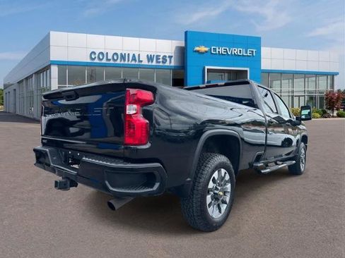 Used 2022 Chevrolet Silverado 2500 Custom AWD/4WD image 9