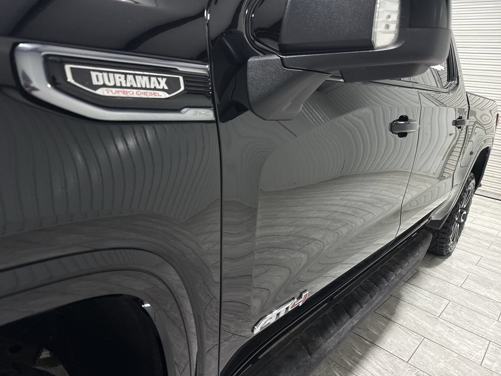 Used 2025 GMC Sierra 1500 AT4 w/ AT4 Premium Package AWD/4WD image 33