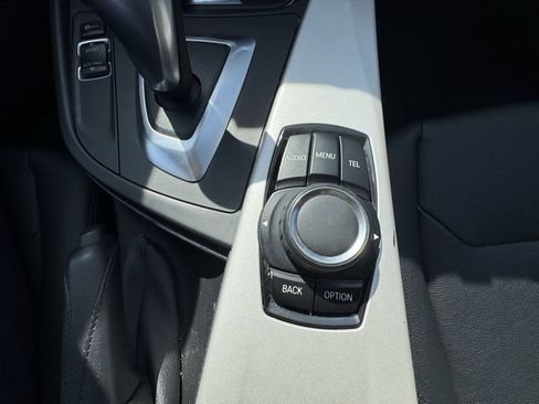 Used 2014 BMW 320i xDrive Sedan AWD/4WD image 34