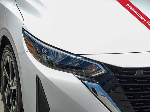 Used 2024 Nissan Sentra SV FWD image 4