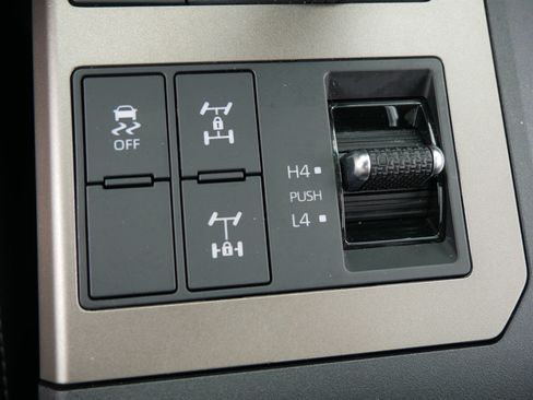 Used 2025 Toyota Land Cruiser w/ Premium Package AWD/4WD image 33