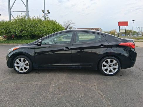 Used 2012 Hyundai Elantra Limited w/ Technology Pkg 5 FWD image 2