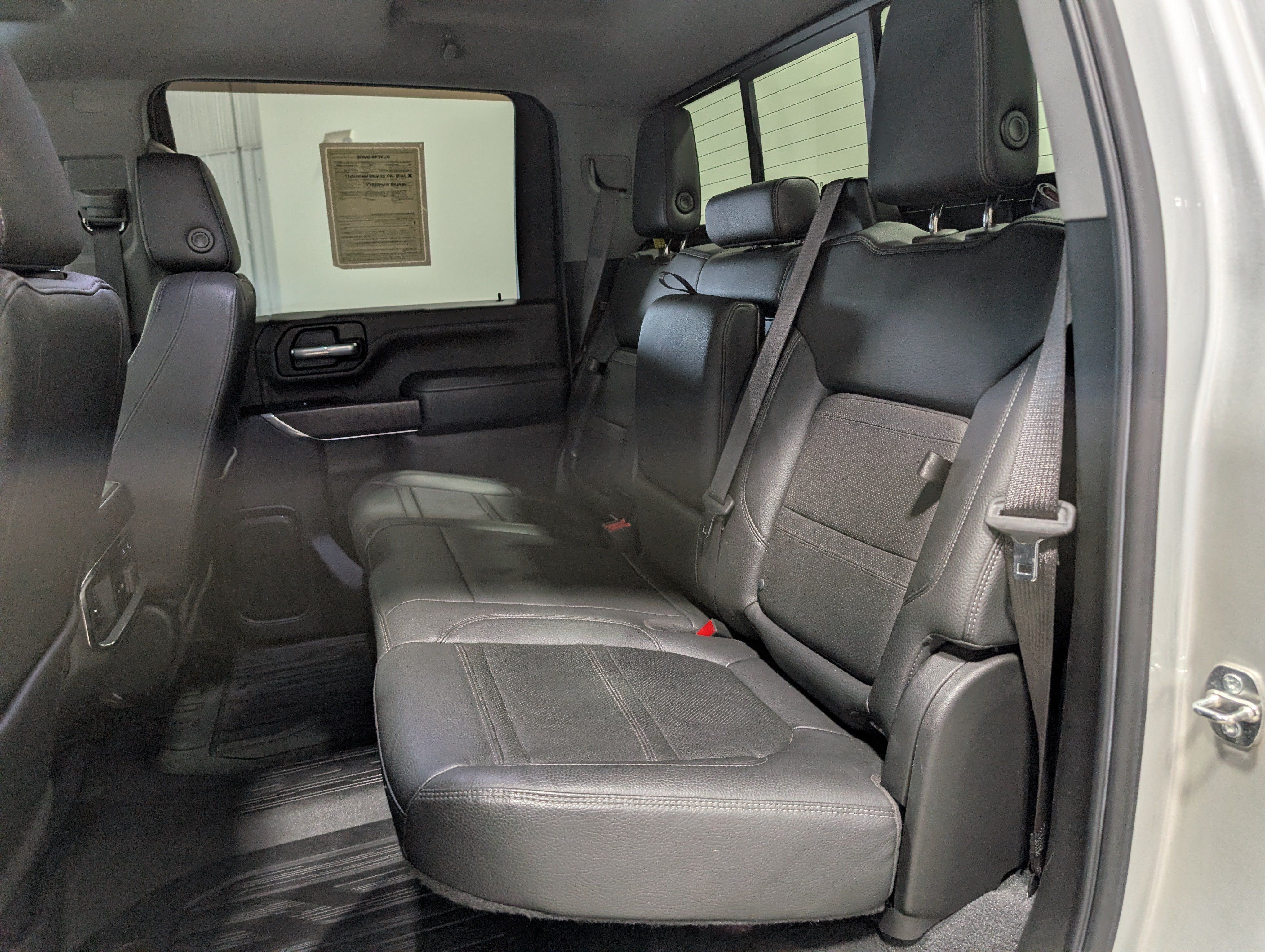 Used 2023 GMC Sierra 2500 Denali w/ Technology Package AWD/4WD image 18