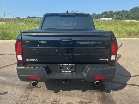 Used 2024 Honda Ridgeline Black Edition image 4