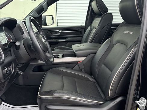 Used 2020 RAM 1500 Laramie w/ Sport Appearance Package AWD/4WD image 9