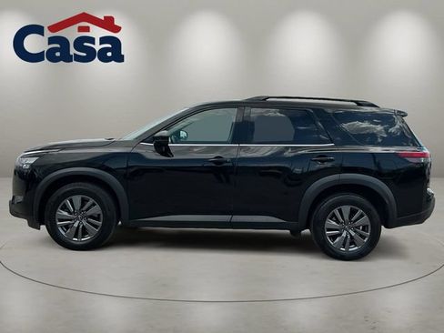 Used 2025 Nissan Pathfinder SV AWD/4WD image 3