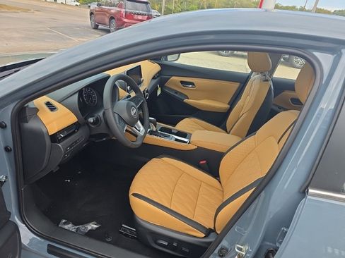 New 2025 Nissan Sentra SV w/ SV Premium Package image 15